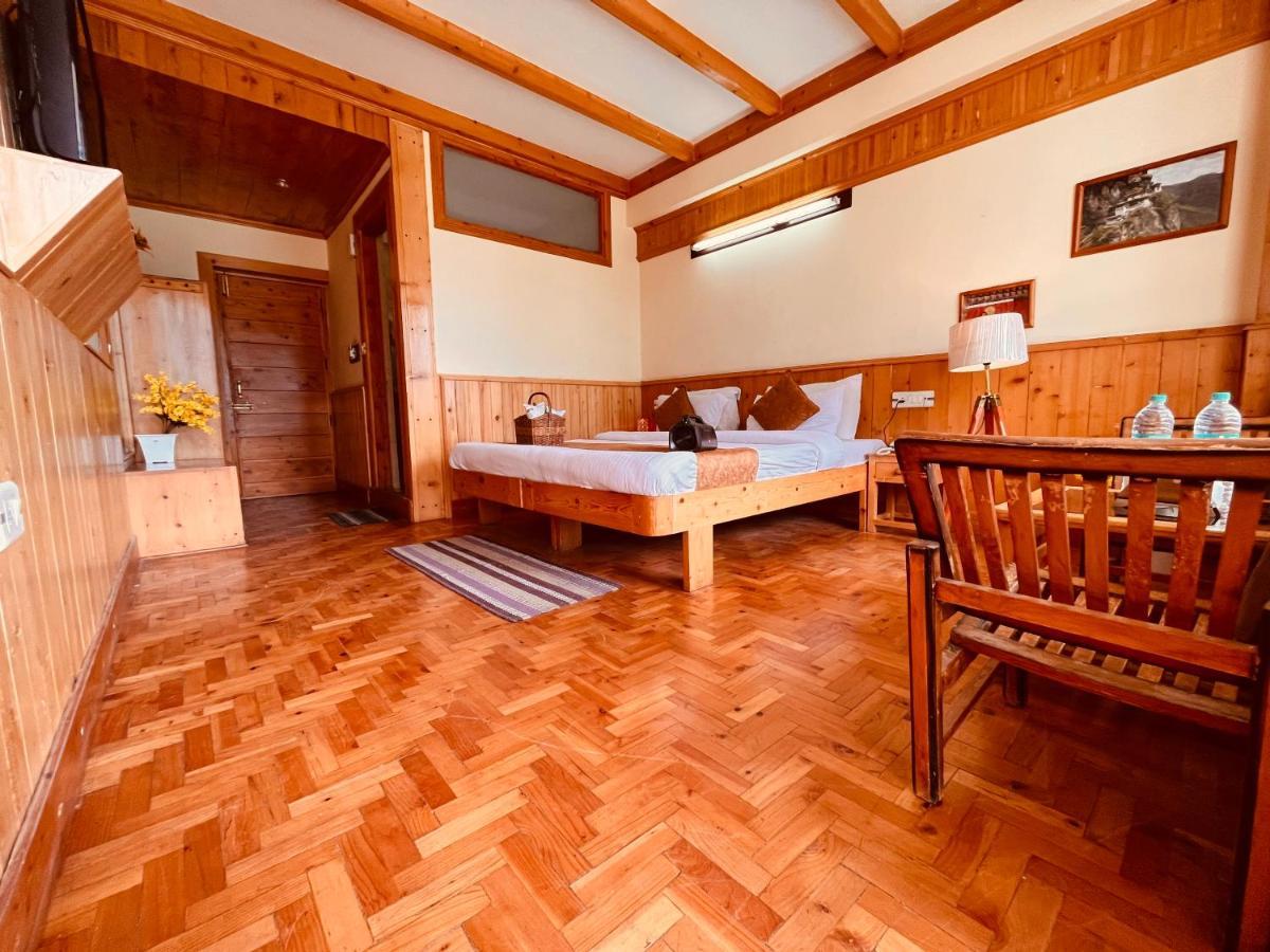 Valley Of Gods - Scenic River & Mountain View Hotel In Manali エクステリア 写真